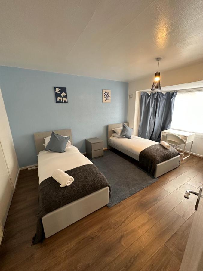 Lovely Spacious 3 Bedrooms House Birmingham Luaran gambar